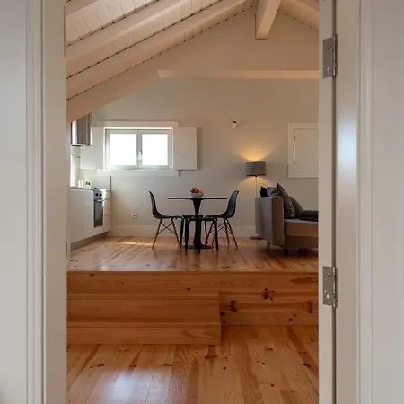 Rooftop Studio By Homing Apartment *